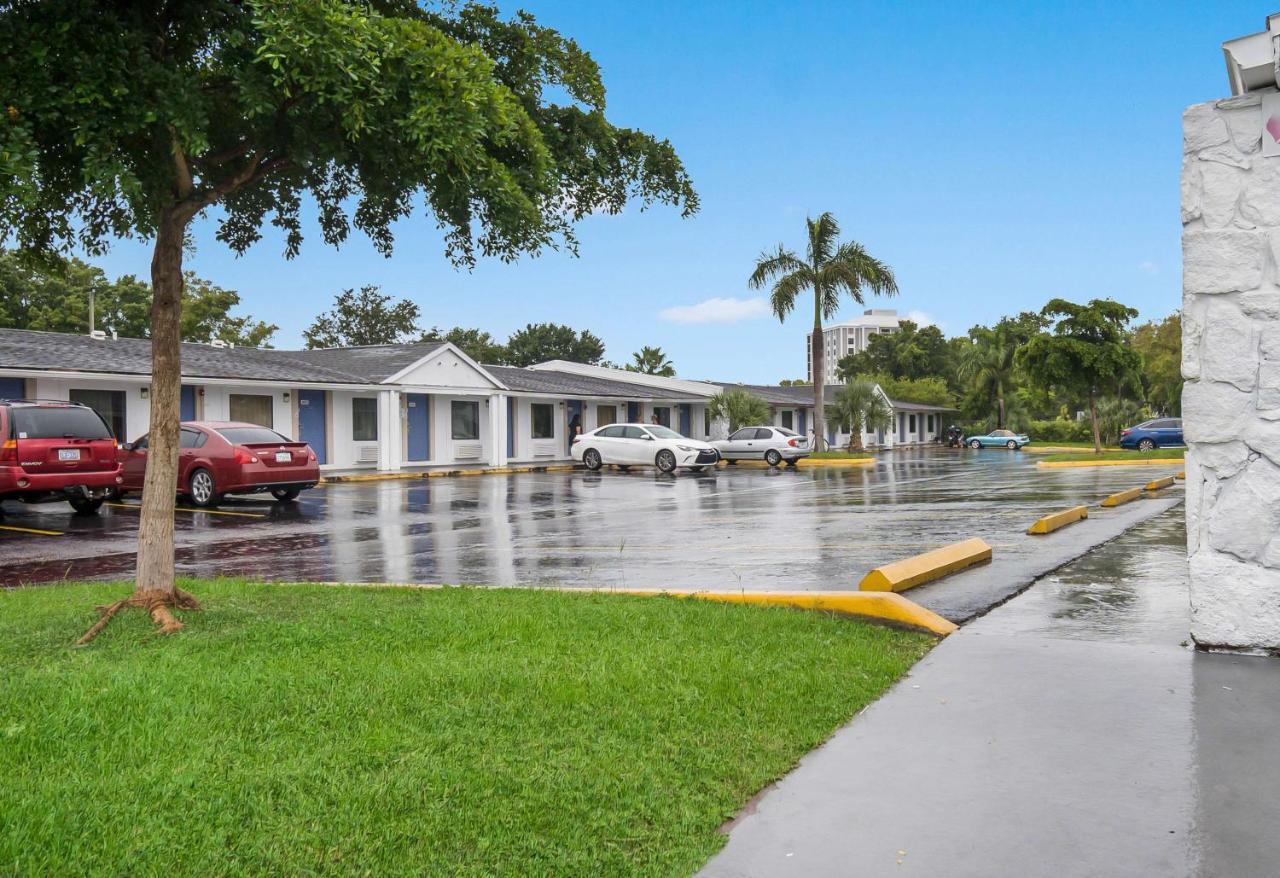 Motel 6-Fort Myers, Fl North Fort Myers Luaran gambar